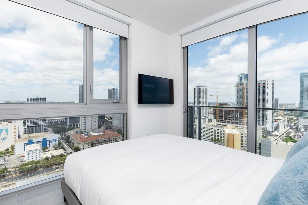 Amazing 2 Bedroom 30Th Floor Downtown Free Parking Μαϊάμι Εξωτερικό φωτογραφία