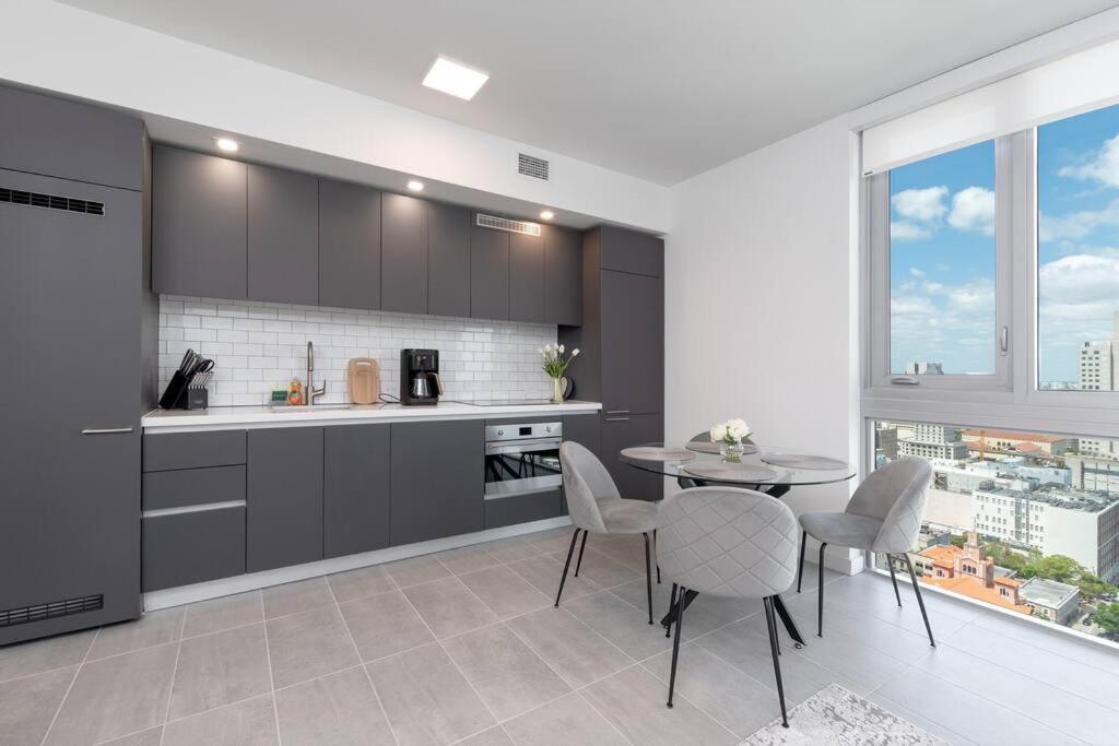 Amazing 2 Bedroom 30Th Floor Downtown Free Parking Μαϊάμι Εξωτερικό φωτογραφία